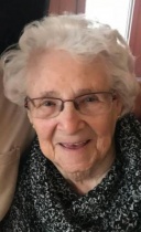 St-Amour Gravelle, Léontine